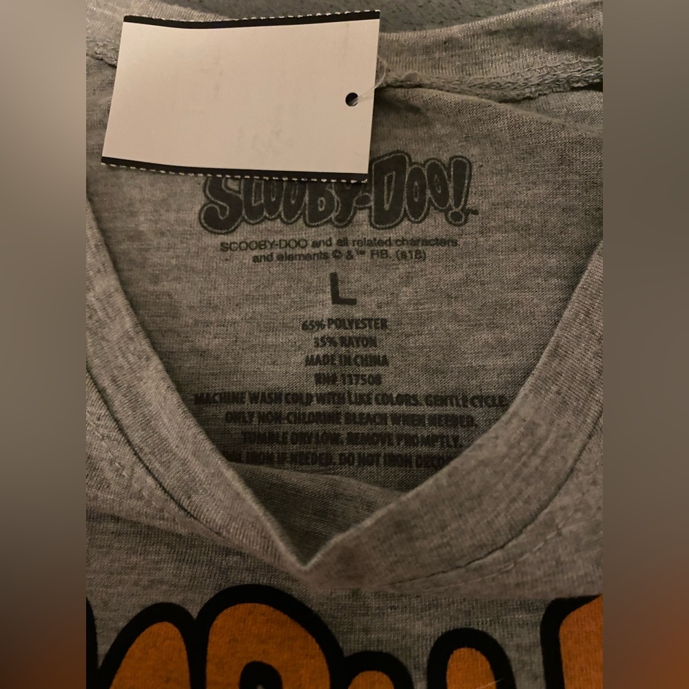 Scooby doo graphic tee - Picture 3 of 3